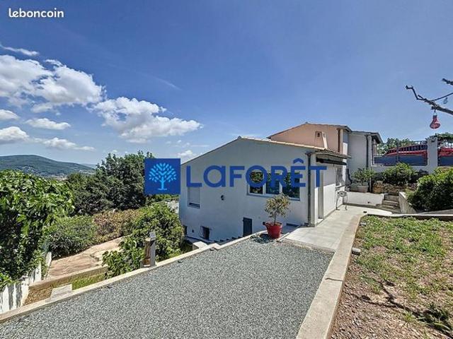 Villa 3 pièces 80 m²