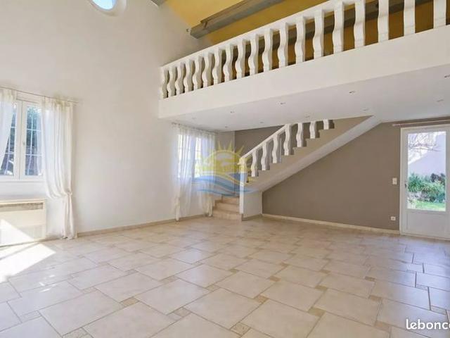 Villa 3 pièces 90 m²