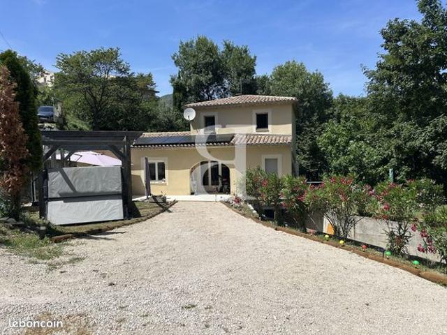 Villa 3 pièces 94 m²