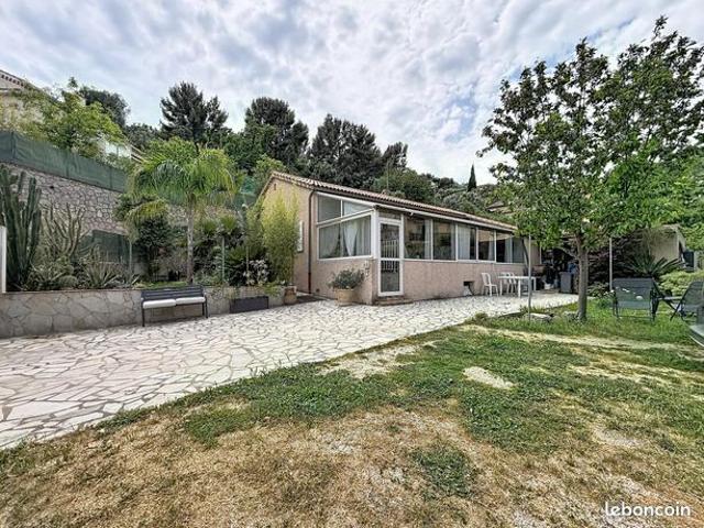 Villa 3 pièces 104 m²