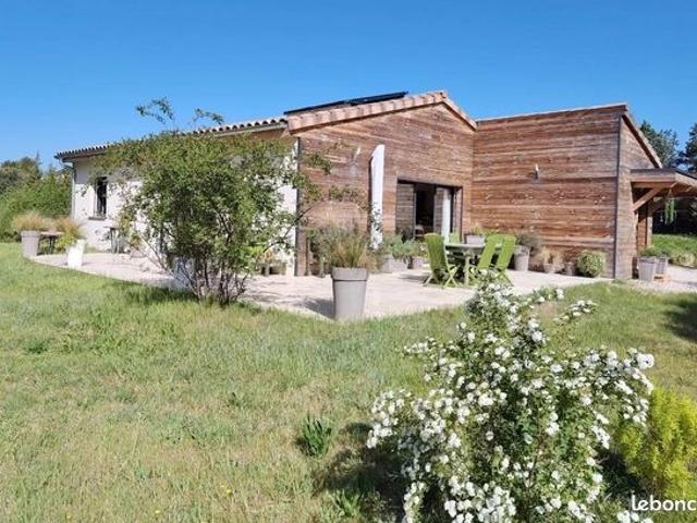 Villa 3 pièces 105 m²
