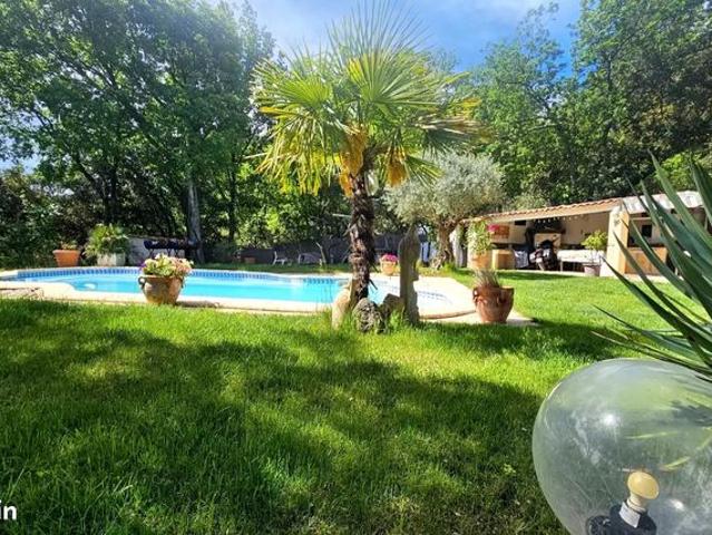 Villa 3 pièces 107 m²