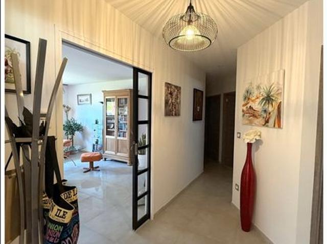 Villa 3 pièces 110 m²