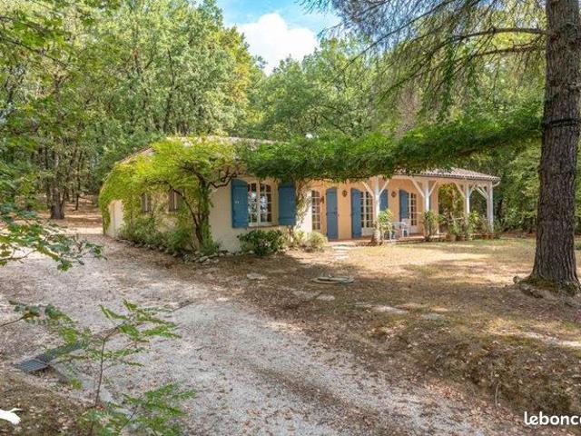 Villa 3 pièces 120 m²