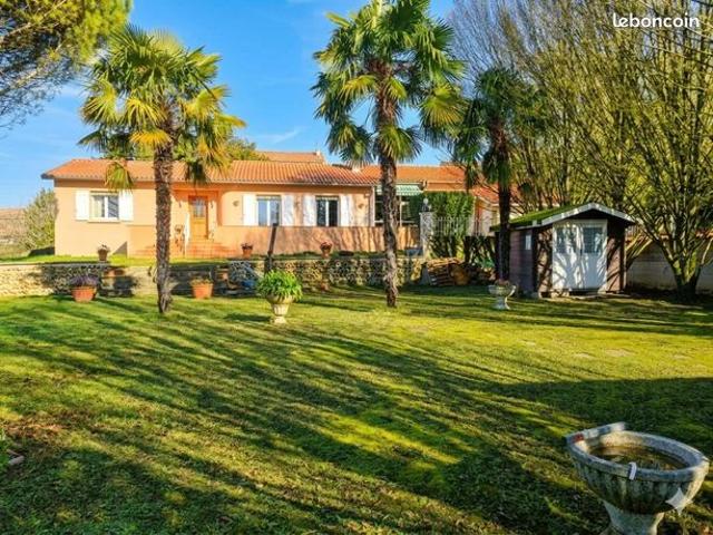 Villa 3 pièces 123 m²