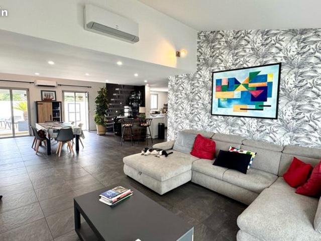 Villa 3 pièces 123 m²