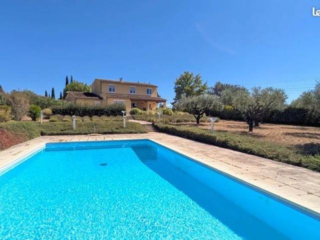 Villa 3 pièces 130 m²