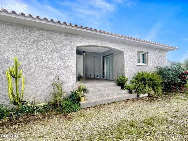 Villa 3 pièces 134 m²