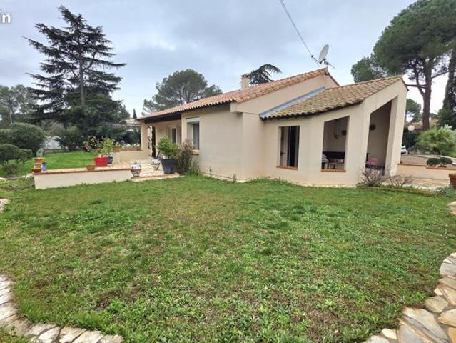 Villa 3 pièces 140 m²
