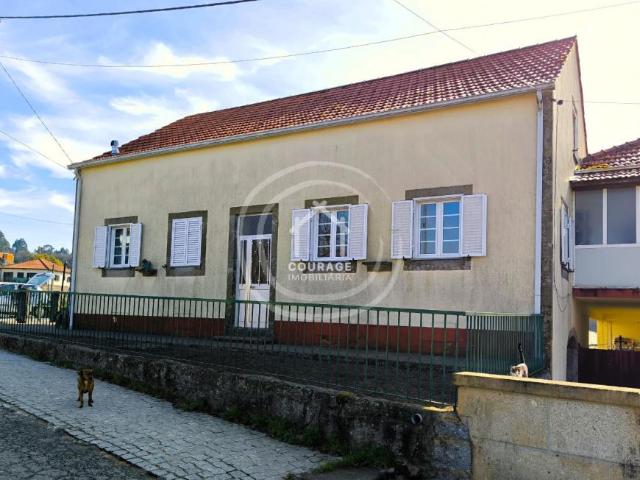villa 3 quarto, Viana do Castelo Paredes de Coura 4940 DS100708868