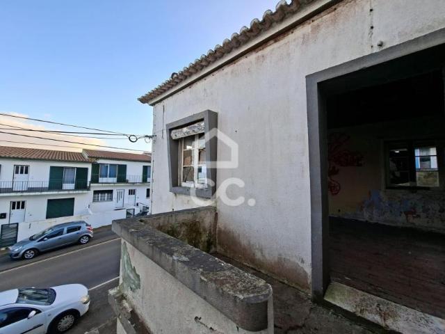 villa 3 quarto, Vila da Praia da Vitória Ilha Terceira DLS98341937