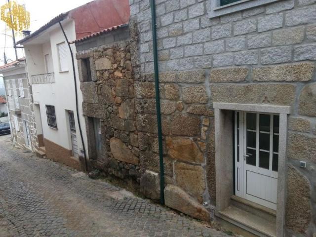 villa 3 quarto, Viseu Penalva do Castelo 3550 DLS96583218