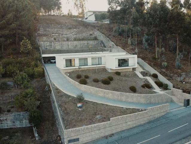 villa 3 quarto, Nossa Senhora do Amparo Braga DLS99701597