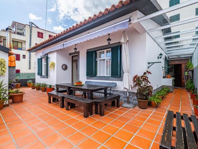 villa 3 quarto, Santa Cruz Ilha da Madeira DLS82368590