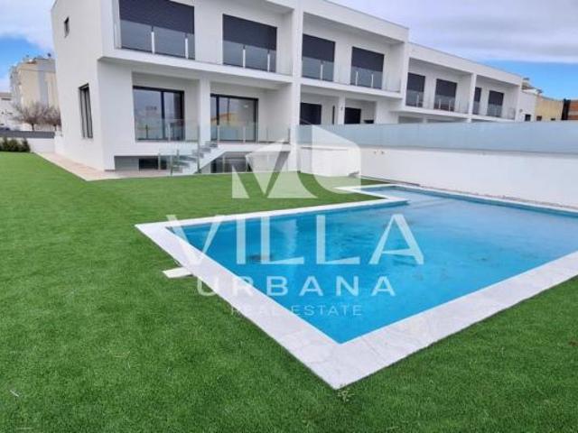villa 3 quarto, Setúbal Almada 2820 DLS100046821