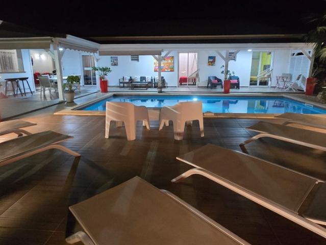Villa 3 suites avec rentabilité locative prouvée à vendre Saint François, Guadeloupe 971