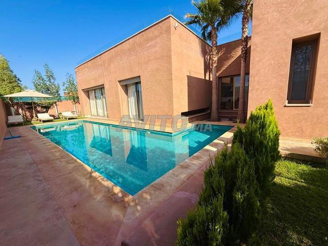 Villa 3 Suites en location longue durée