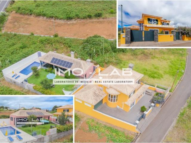 Villa T3 + Villa T2 com Piscina Calheta Ilha da Madeira 0m² Prazeres