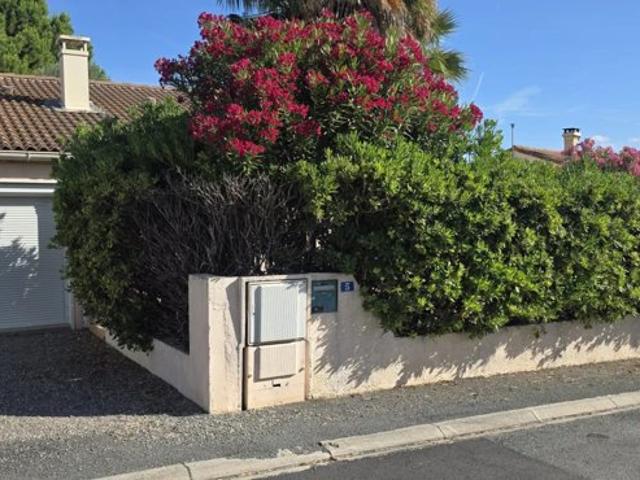 Villa T3 avec garage et jardin à Ginestas
