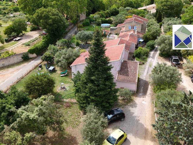 Villa T3 avec véranda à rénover à Cotignac Beau potentiel