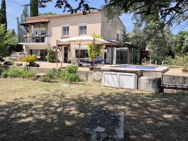 Villa T7 Aix En Provence St Mitre Granettes 161m² Aix en Provence