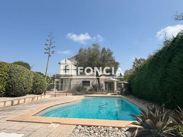 VILLA T7 avec piscine
