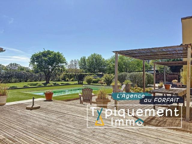 VILLA T7 AVEC PISCINE SUR TERRAIN DE 1300M²