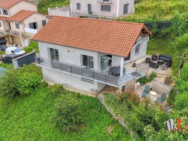 VILLA T4