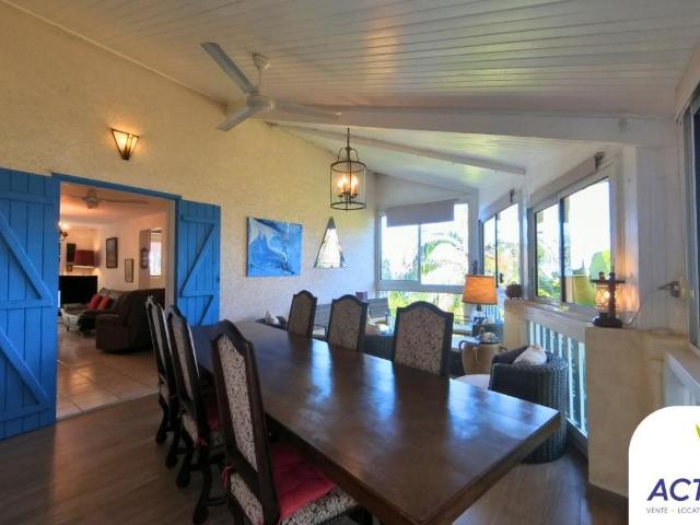 VILLA T4 A VENDRE A PETITE ILE DE LA REUNION