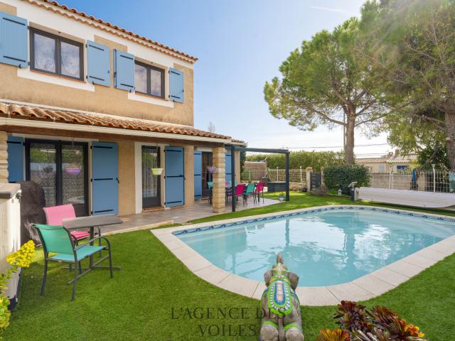 Villa T4 avec garage et piscine