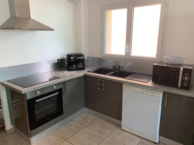 VILLA T4 AVEC JARDIN ET GARAGE