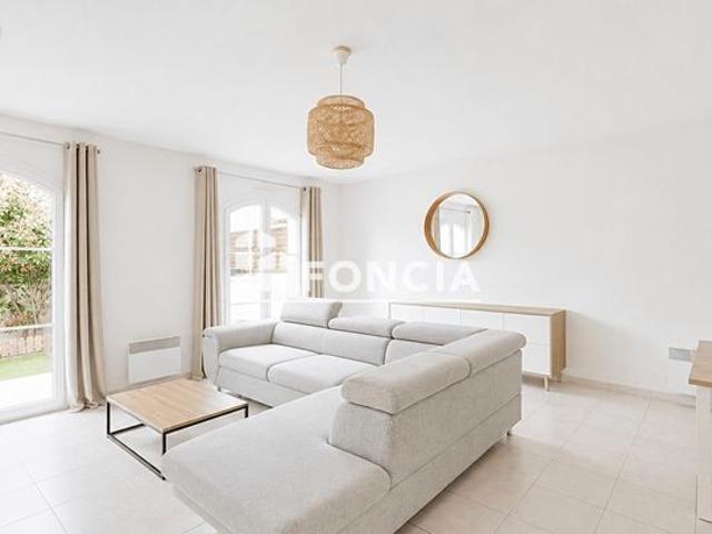Villa T4 avec jardin, garage et parking