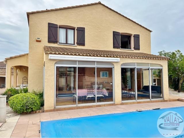 Villa T4 avec piscine dans quartier pavillonnaire agréable !