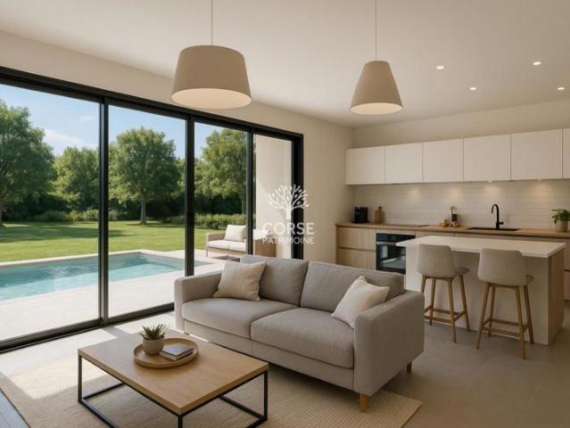 Villa T4 avec piscine et garage proche de la mer