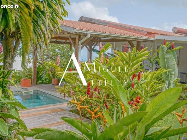 Villa T4 avec vue MER, terrasses et jardin d'exception