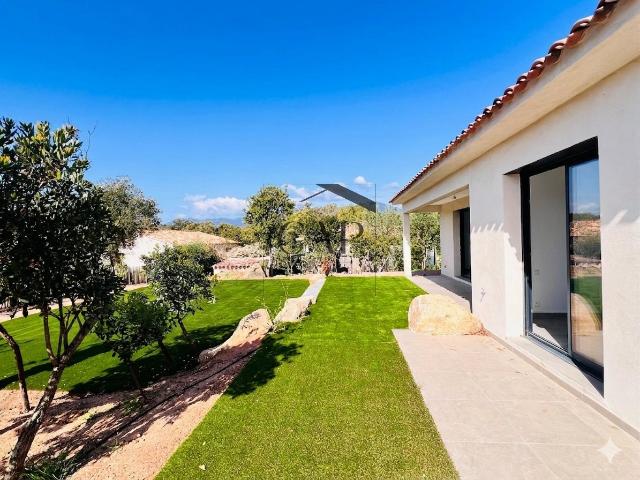 Villa T4 individuelle à Sainte Lucie Detached Villa in Sainte Lucie