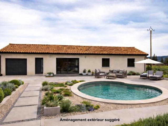 Villa T5, 4 chambres, piscine, grand garage, grand terrain
