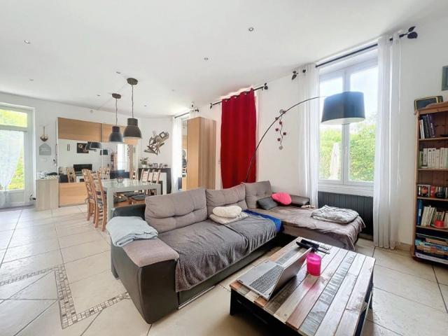 VILLA T5 avec PISCINE et studio indépendant
