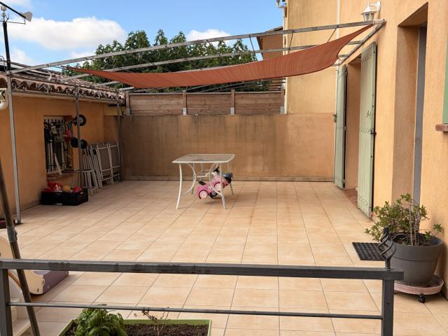 Villa T5 avec piscine PUGET VILLE