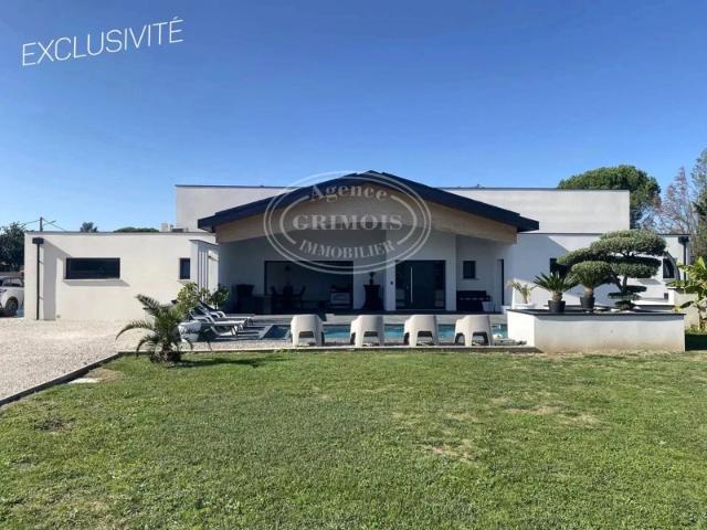 VILLA T5 PLAIN PIED AVEC PISCINE VILLEMATIER 31340