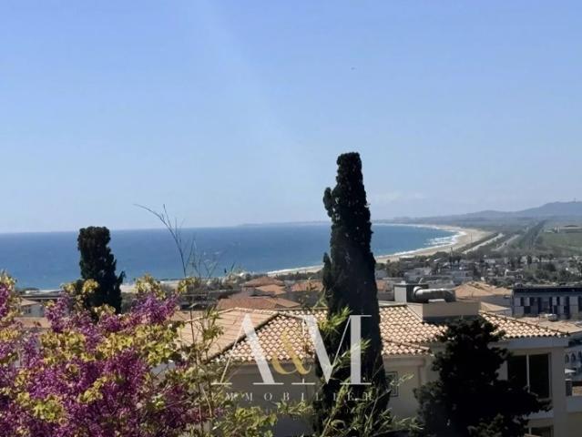 Villa T6 145 m² + garage + parking + jardin et vue mer