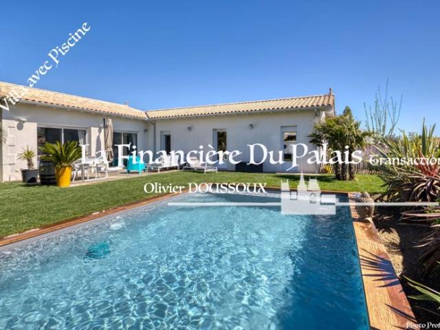 Villa T6 avec piscine et dépendance