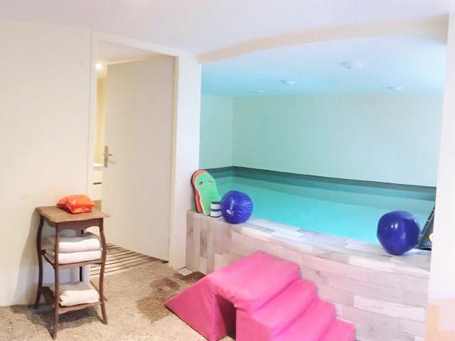 Villa T9 jardin piscine