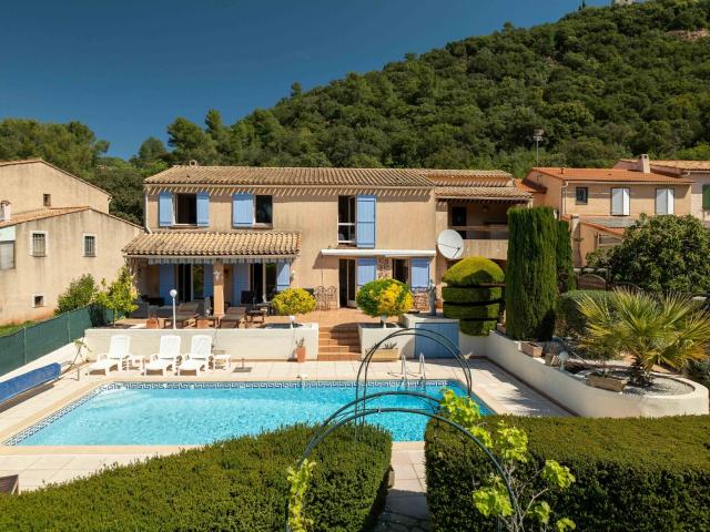 Villa Taradeau T5 Avec Piscine 175m² Taradeau