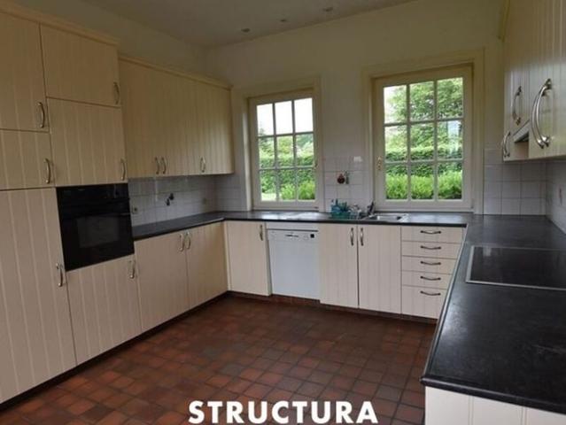 Villa te huur in Humbeek voor € 2.000 met 3 slaapkamers