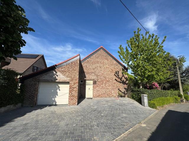 Villa te huur in Sint Pieters Leeuw