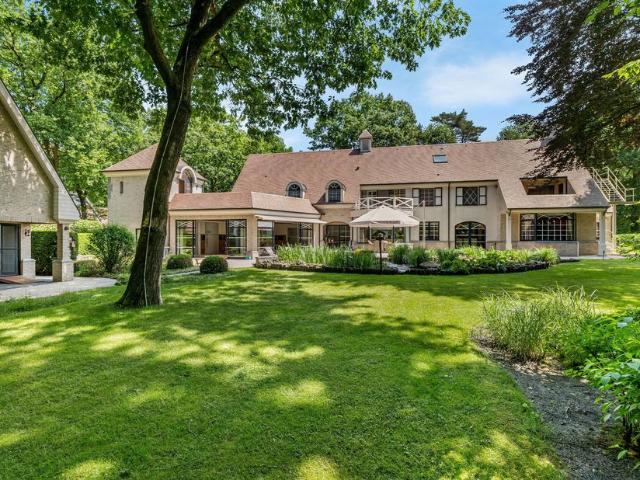 Villa te koop voor 1695000 euro met 5 slaapkamers