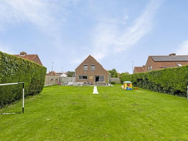 Villa te koop voor 445000 euro met 3 slaapkamers