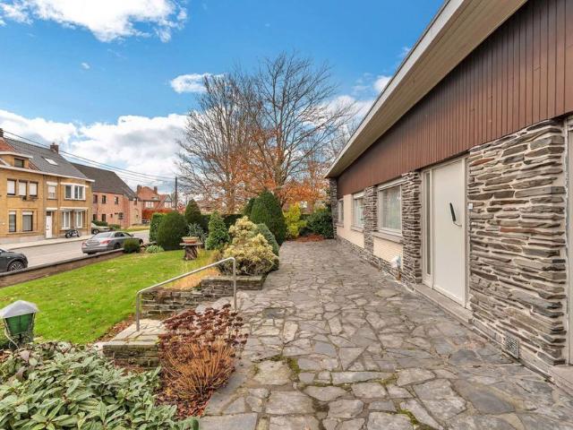 Villa te koop voor 487500 euro met 4 slaapkamers