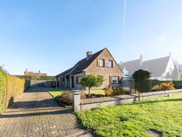 Villa te koop voor 675000 euro met 2 slaapkamers